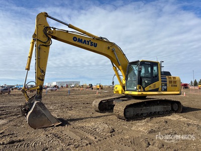 2014 Komatsu PC210LC-10 Tracked Excavator