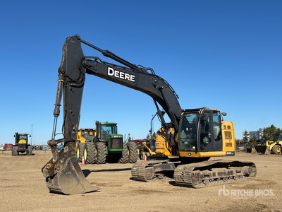 2014 John Deere 245G Koparka gąsienicowa