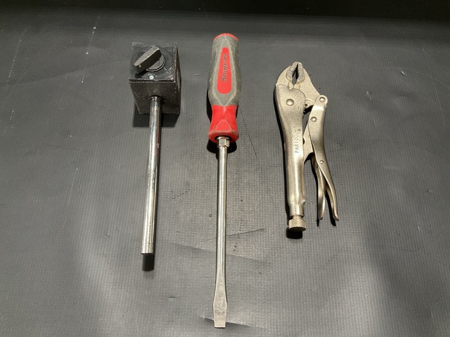 (830) Assorted Hand Tools