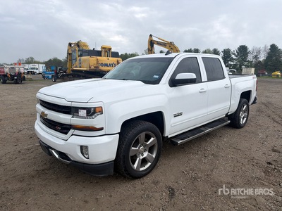2018 Chevrolet Silverado 1500 LT Z71 4x4 Crew Cab بيك اب