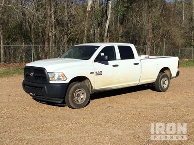 2016 Ram 2500 4x2 Crew Cab بيك اب