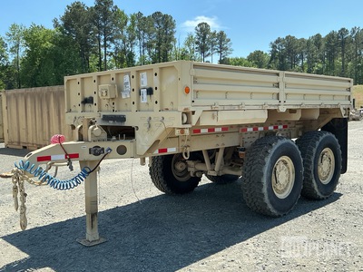 2014 Oshkosh M1095 MTV Cargo Trailer