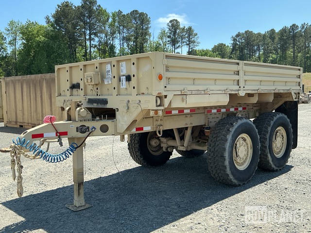 2014 Oshkosh M1095 MTV Cargo Trailer