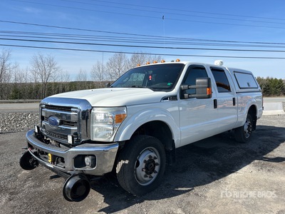 2015 Ford F-250 XLT 4x4 Crew Cab Hi-Rail Pickup