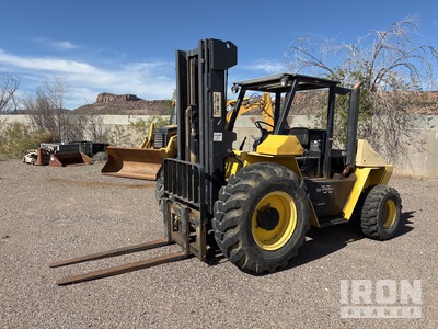 Wiggins WD100AT-96 10000 lb Pneumatic Tire Chariot Élévateur