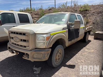 2016 Ford F-250 XL 4x4 Crew Cab Camión Caja Abierta