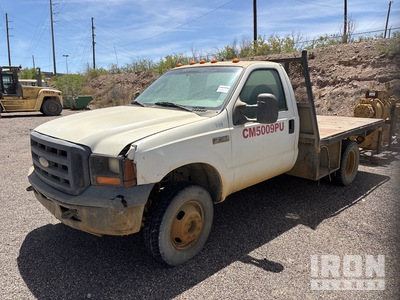 2006 Ford F-350 XL 4x4 Camión Caja Abierta