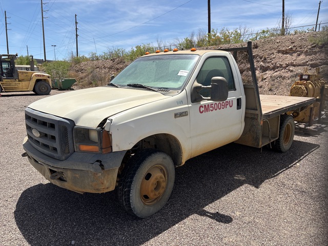 2006 Ford F-350 XL 4x4 Flatbed Truck 2006 Ford F-350 XL 4x4 Flatbed Truck