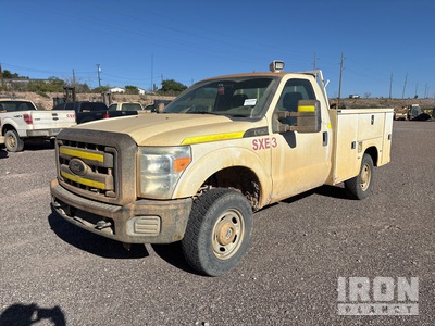 2011 Ford F-250 XL 4x4 Utility Truck