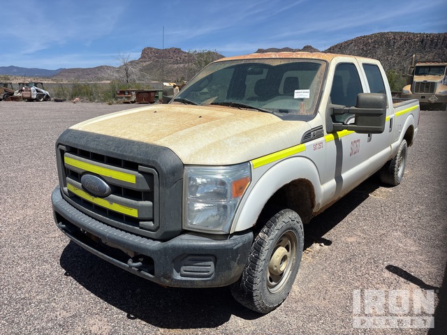 2016 Ford F-250 2016 Ford F250 Xl 4X4 Crew Cab Pickup