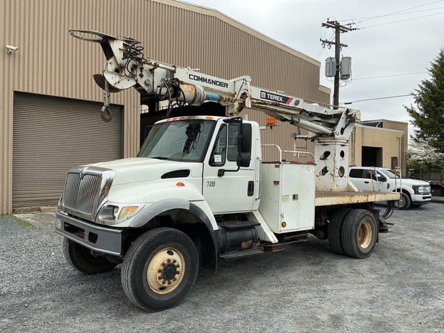 Terex Commander 4047 on 2007 International 7300 4x4 Digger Derrick Truck Terex Commander 4047 on 2007 International 7300 4x4 Digger Derrick Truck