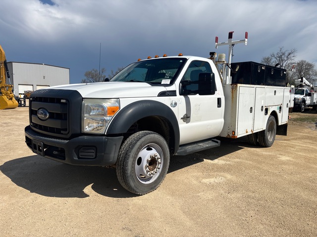 2015 Ford F-450 XL 4x2 Utility Truck 2015 Ford F-450 XL 4x2 Utility Truck