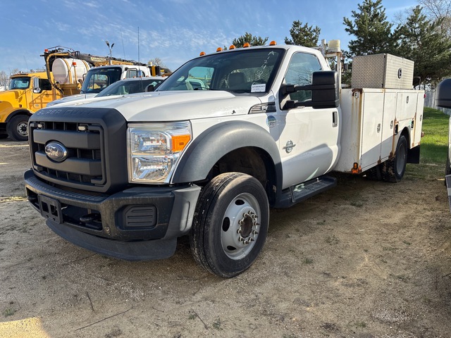 2016 Ford F-450 XL 4x2 Utility Truck 2016 Ford F-450 XL 4x2 Utility Truck