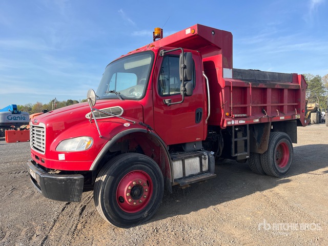 2013 Freightliner M2 106 4x2 S/A Dump Truck