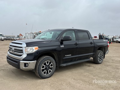 2016 Toyota Tundra SR5 4x4 Crew Cab Pick-up