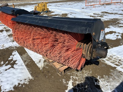 2018 Bobcat 68 in Angle Schranklader Borstel