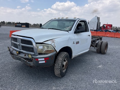 2013 Dodge RAM 4000 4x4 Camion Chasis Cabina (INOPERABLE) / Cab and Chassis (Inoperable)