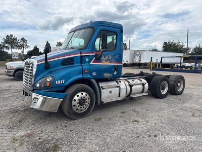 2017 Freightliner Cascadia 113 Tracteur Routier
