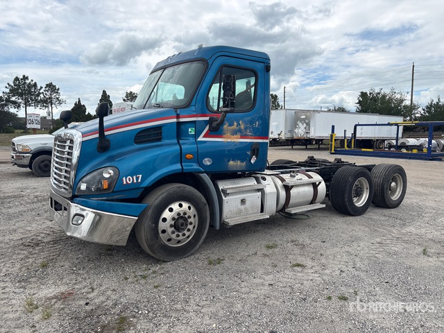2017 FREIGHTLINER CASCADIA