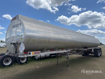 1991 Heil MC306 9200 gal T/A Tanker Trailer