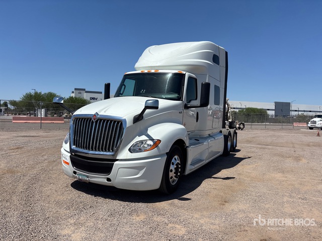 2023 International LT625 6x4 T/A Sleeper Truck Tractor
