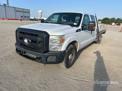 2015 Ford F-250 4x2 Crew Cab Pritsche-Lkw
