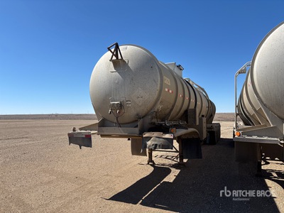 2012 Polar 11000 gal Quad/A Semoir pneumatique