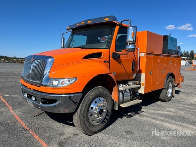 2021 International MV607 Servicewagen