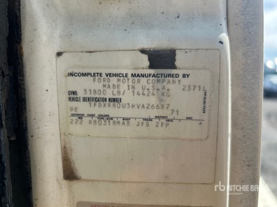 1987 Ford F8000 300 gal 4x2 Fuel and Lube Truck