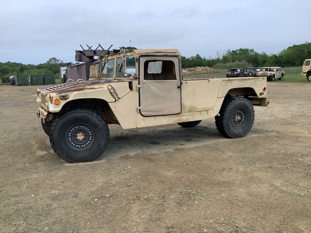 AM General M1097R1 HMMWV 2 Door Soft Top w/Truck Body