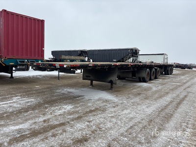 2000 Doepker 32 ft Super B-Train Lead Flatbed Trailer