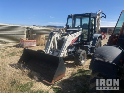 2015 Terex TLB840RDCSS 4x4 Terna