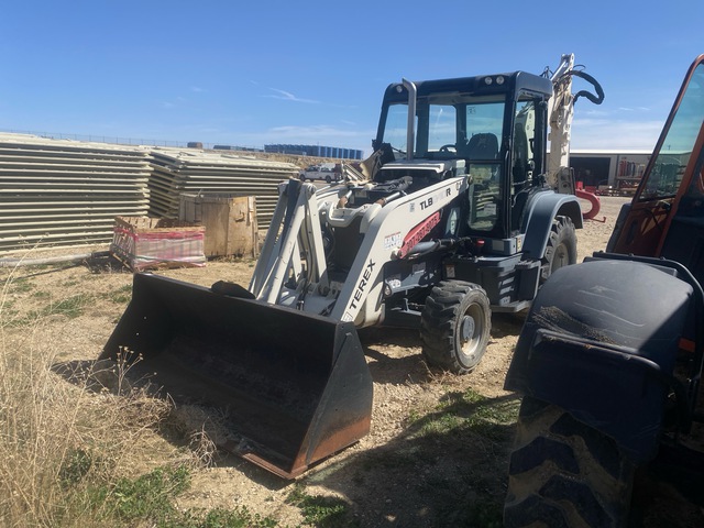 2015 Terex TLB840RDCSS 4x4 Backhoe Loader 2015 Terex TLB840RDCSS 4x4 Backhoe Loader