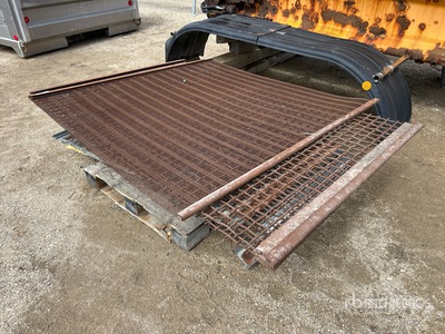 Quantity of (20) Écran pour granulat