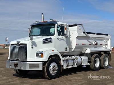 2013 Western Star 4700SB 6x4 を見 Dump Truck