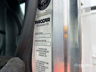 2016 Peterbilt 348 T/A Dump Truck