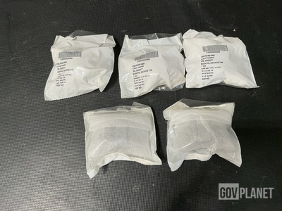 (5) Meggitt 9542977 Machine Thread Bushings