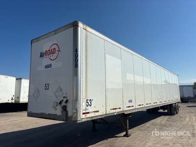 2012 Vanguard 53 ft x 102 in T/A Van Trailer