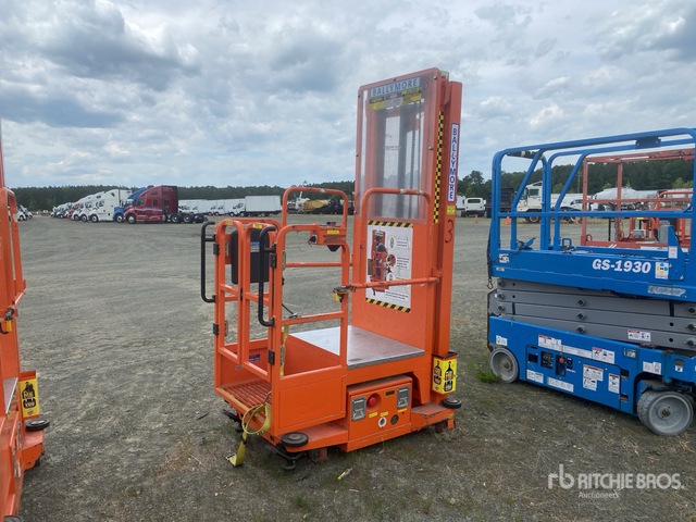2015 Ballymore PS-140H Vertical Mast Lift