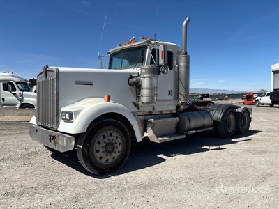 2002 Kenworth W900 6x4 Day Cab Truck Tractor