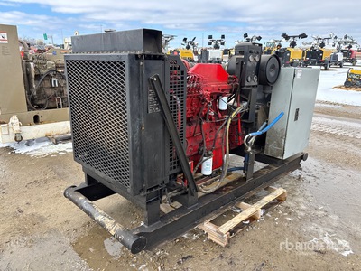 2007 Cummins 175 kW Skid-Mounted Groupe électrogène