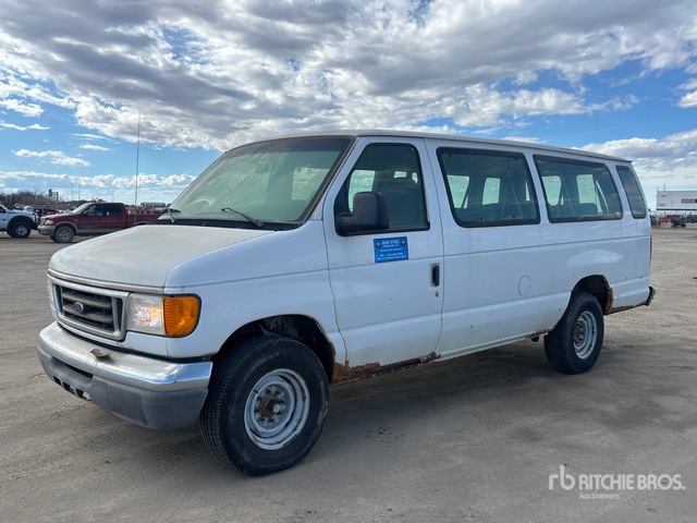 2004 Ford Econoline E-350 2004 Ford Econoline E-350 Xl 11 Passenger Van