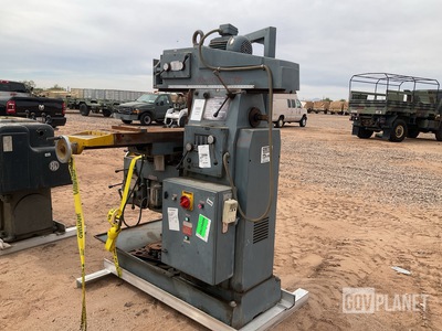 American Machine Tool HU-2CM Milling Machine