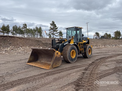 2004 John Deere 644J Pala gommata