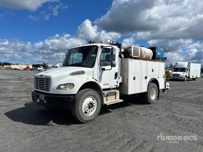 2007 Freightliner M2 106 4x2 Servicewagen
