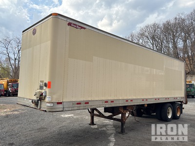 2011 Great Dane CLD-1203-22132 32 ft x 96 in Sliding T/A Remolque de furgoneta