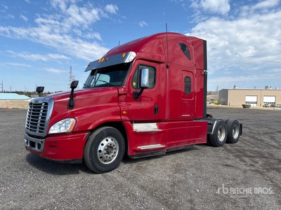 2013 Freightliner Cascadia 125 6x4 T/A Sleeper Truck Tractor