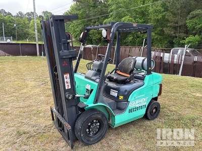 2020 Mitsubishi FG25N 4950 lb Pneumatic Tire Chariot Élévateur