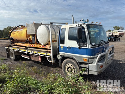 2009 Ring-O-Matic VL1300 on 2002 Hino FJ1J 4x2 Vacuum Tanker Truck (Inoperable)