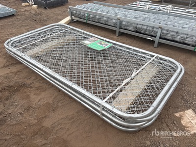 Quantity of (5) 7.9'ft. x 3.8'ft Metal Chain Link Fence Bauzaun